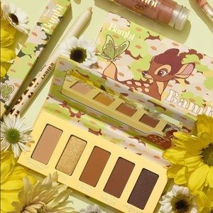 🦌 NWT ColourPop Disney Bambi Pressed Powder Pallet 🦌